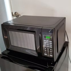 Small Microwave 