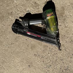 Pistolas De Grapas Y Clavos 