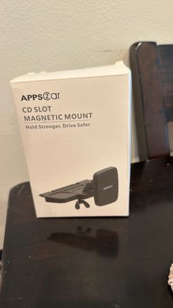 CD slot magnetic car mount