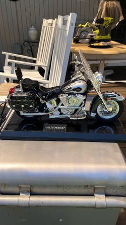 Harley telephone l