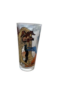 1976 Pepsi Collector Series Warner Bros. Glass - Wile E. Coyote and Road Runner
