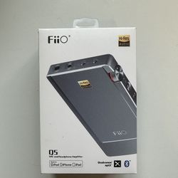 FiO Headphone Amplifier With All Accessories And Case