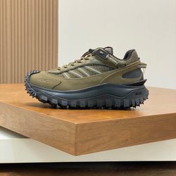 Moncler Men’s Sneaker With Box New