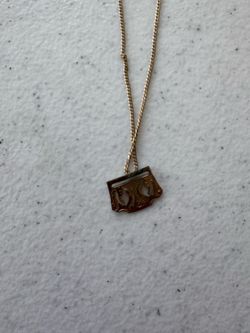 Vintage Gold Pendant Necklace with Ornamental Motif