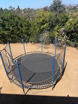 Large Round Trampoline with Safety Net