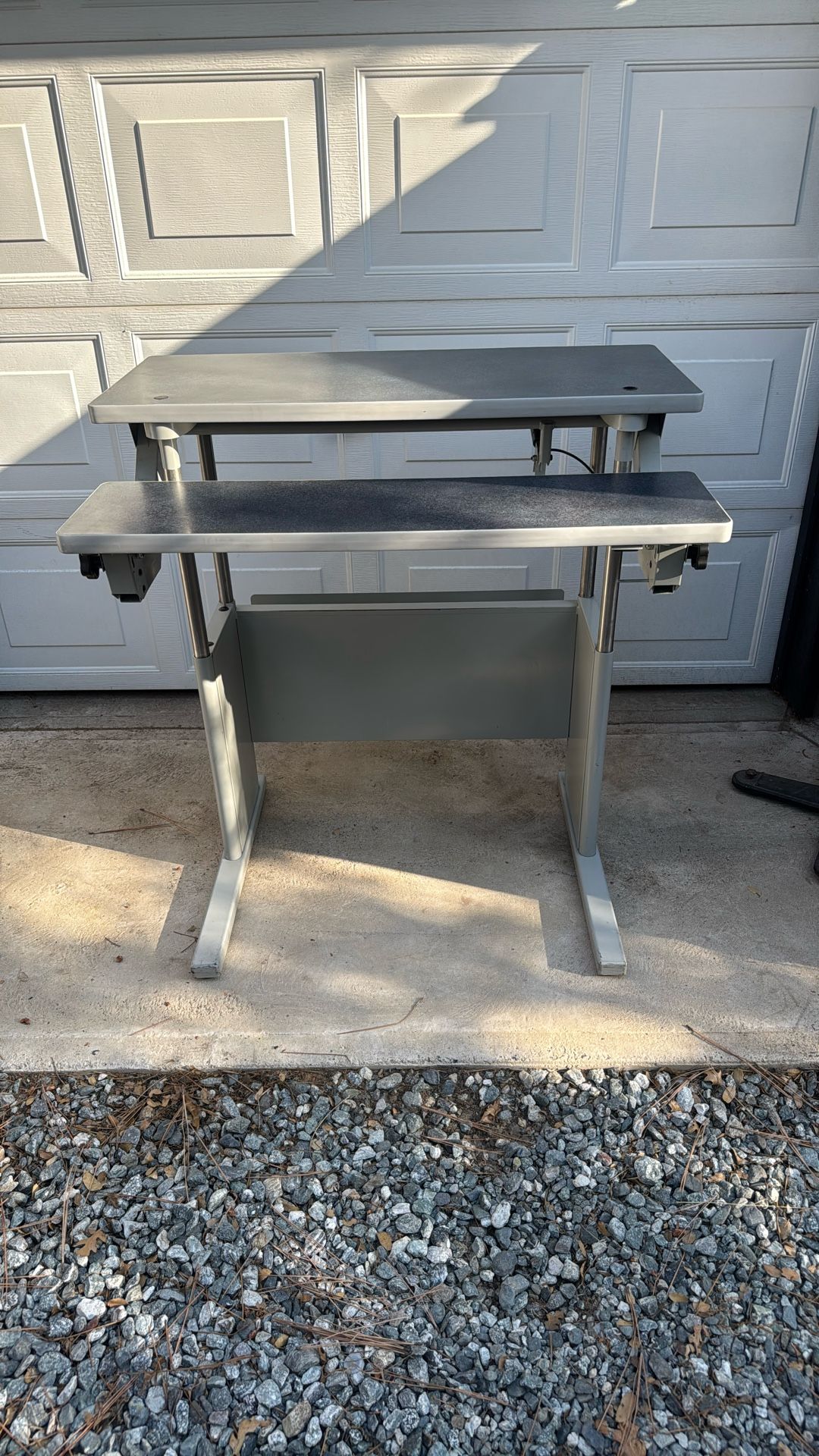 Adjustable Computer Stand Up Table