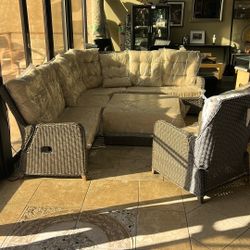 Wicker Sectional Set