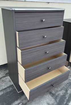 Five Drawers Dresser