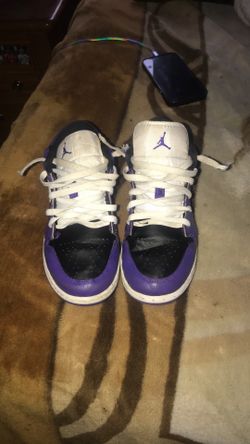 Jordan 1 low purple size 7