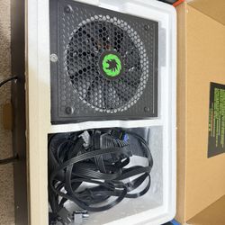 GameMax 750w RGB Fully Modular 80 Plus Gold Certified Gaming Power Supply Barely Used