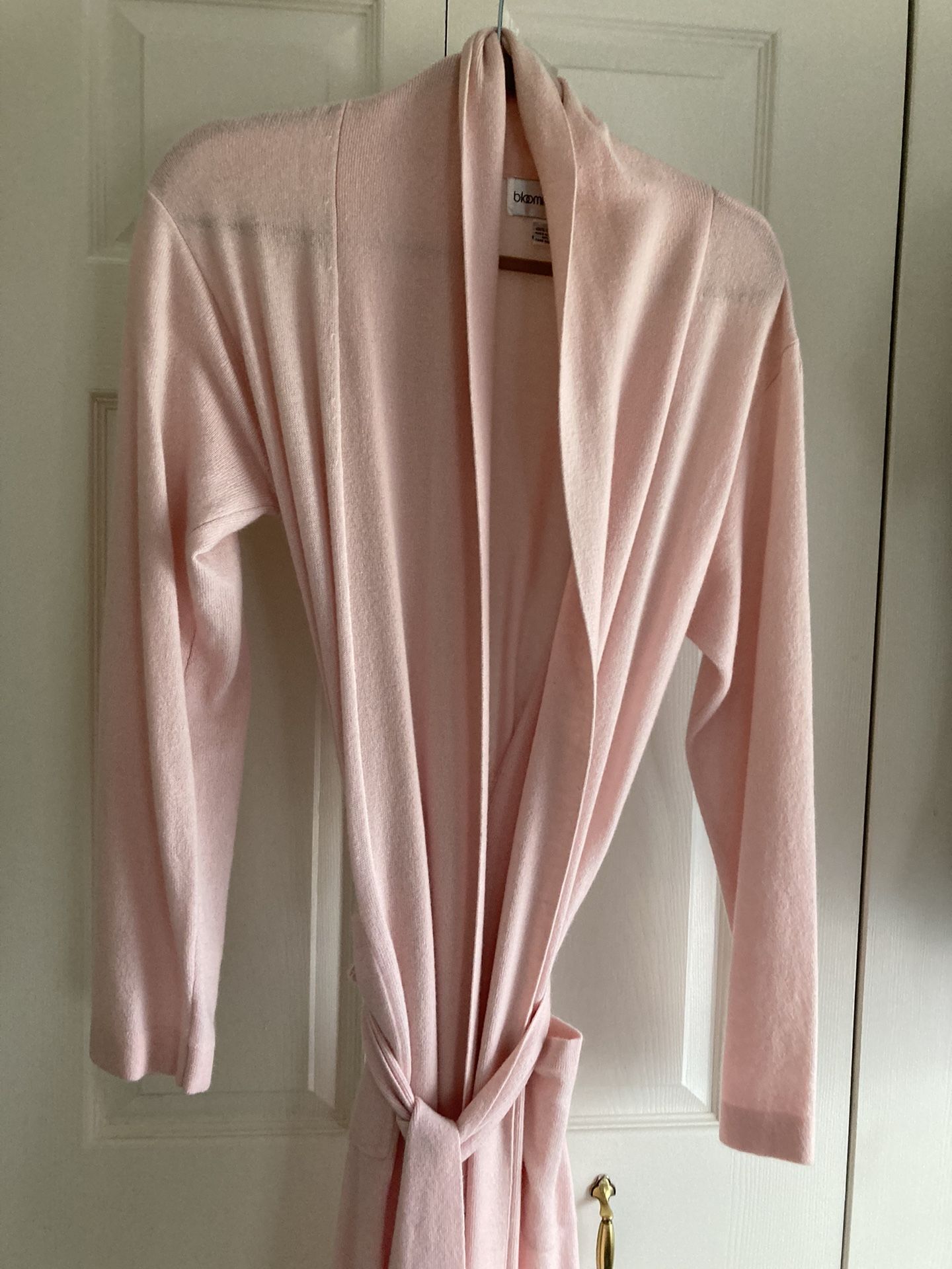 Beautiful Soft Pink Robe, New, Cashmere, By Bloomingdale’s