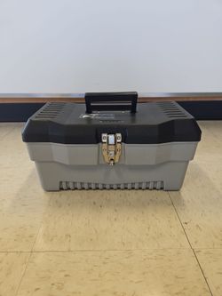 Stack-On Toolbox with Miscellaneous Fishing Tackle C8519