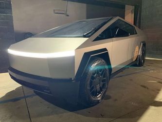 2024 Tesla Cybertruck