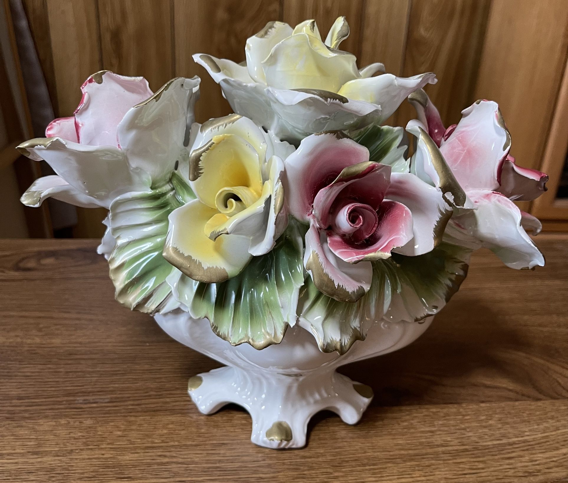 Capodimonte Flowers Baskets