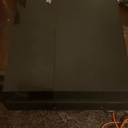 PS4 PRO