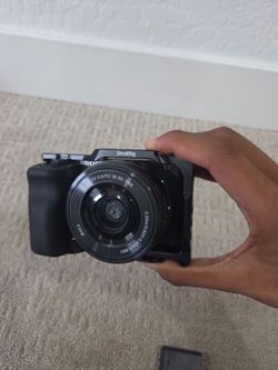 Sony ZV-E10 Video Camera + extras!