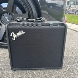 Fender Mustang LT25 25W 1x8 Guitar Combo Amp Black