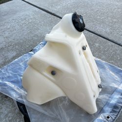 2022 Husqvarna FE 501s fuel tank