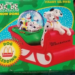 Disney 101 Dalmatians 1996 Snow Dome/Dos Sledding & Disney Dalmatians 101 And 102. Books.