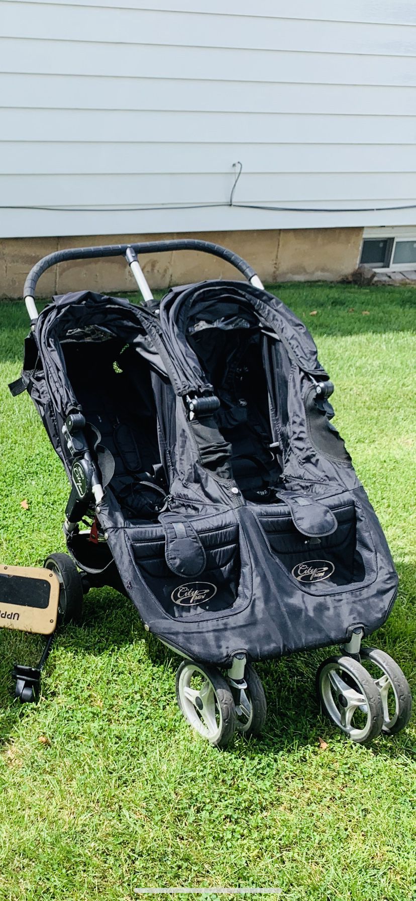 Stroller city mini double with rain cover like new !!!!!