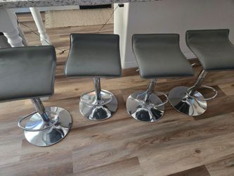 Gray colored stools x4