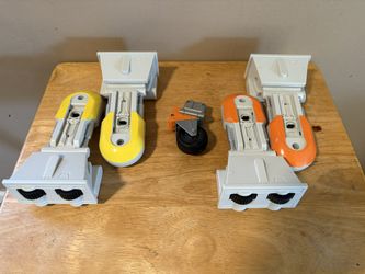 Disney’s Galaxy’s Edge Droid Depot Parts