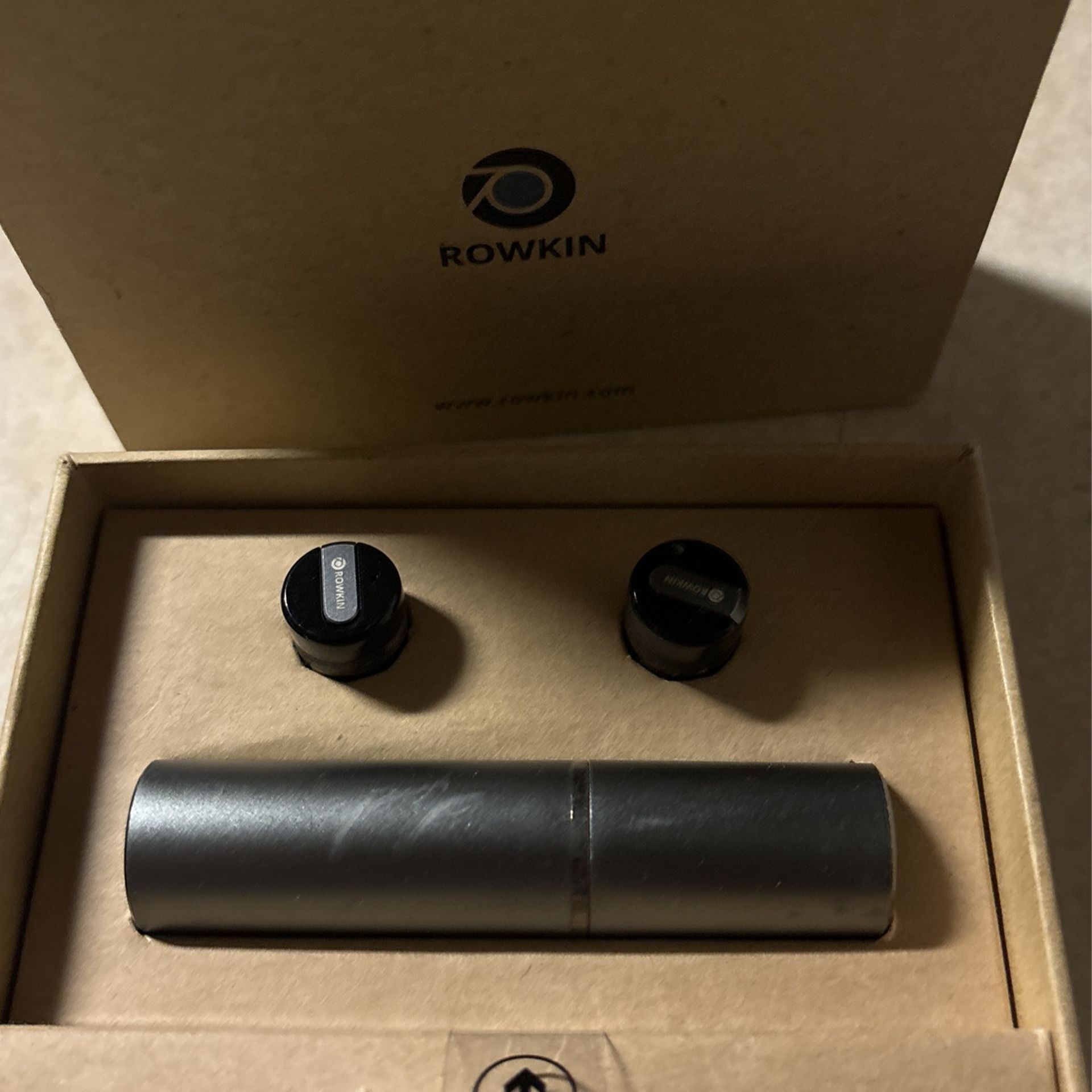 Earbuds