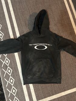 GV gallery hoodie size M