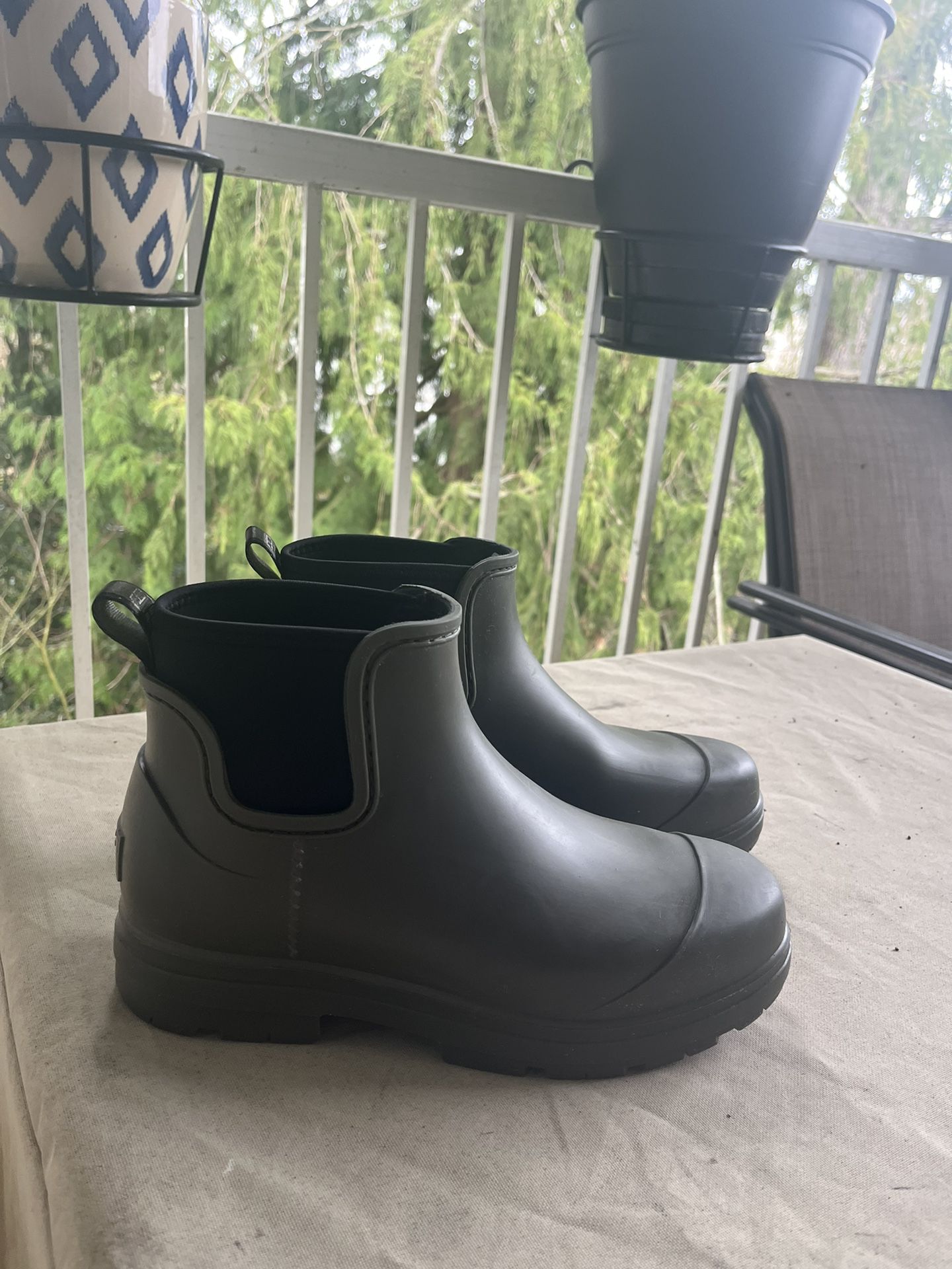 UGG Women’s Rain Boot
