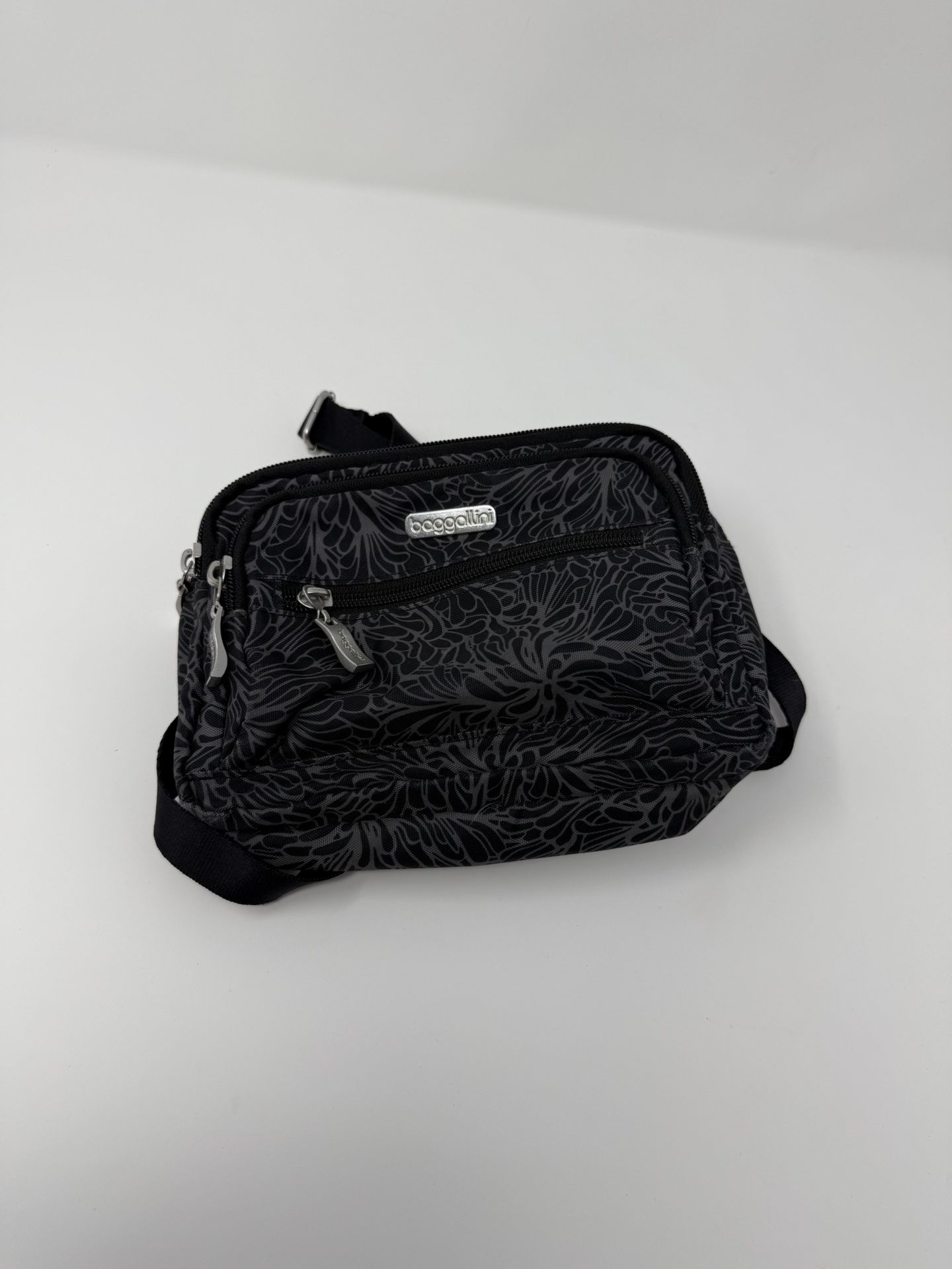 Baggallini Small Purse/Waist Pouch