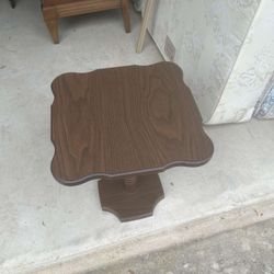 Pedestal Table (plant Stand) 