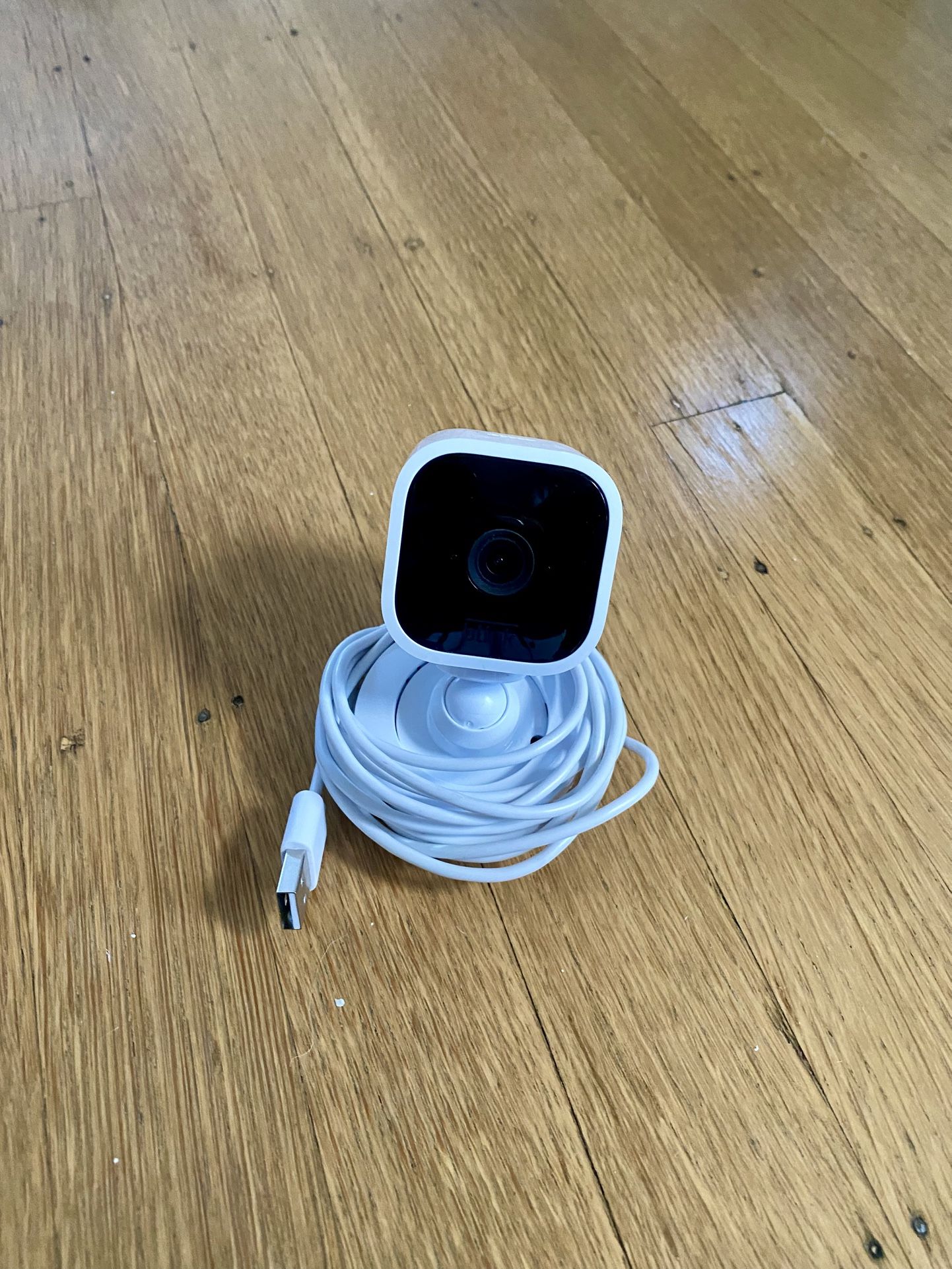 Smart Security Camera - Blink Mini
