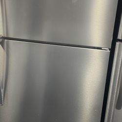 Whirlpool Refrigerator 