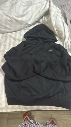 Alo sweatshirt