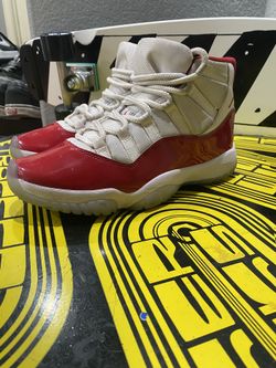 NIKE Jordan 11 Retro Cherry Mens 8.5