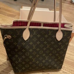 Authentic Louis Vuitton neverfull MM Purse / Tote 