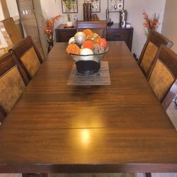 Mocha Dining Room Table With 6 Chairs