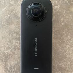 Insta360 X3