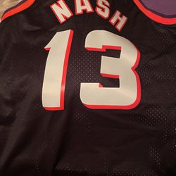 SIZE lARGE 96’ Suns Steve Nash Throwback Jersey