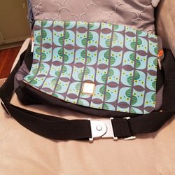 Gama-Go Messenger Bag