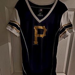 MLB PIRATE Shirt SiZE S
