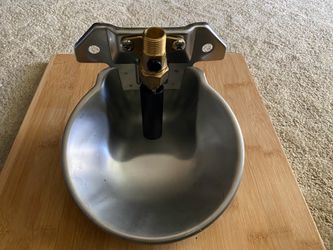 Metal Sheep Automatic Water Drinking Bowl, Thickened Steel Automatic Water Fountain with Copper Valve Touch Switch, Farm Water Drinking Equipment (Sil