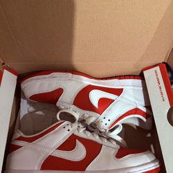 Nike Dunk Low Championship Red