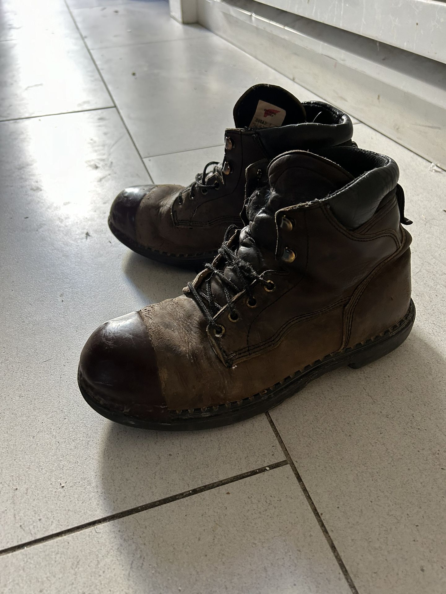 8.5 Red Wing Boots