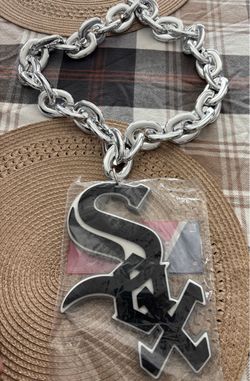 Chicago White Sox Chain Link Fan Necklace