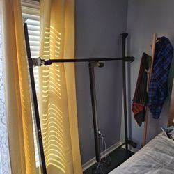 Firm Price Queen Metal Bed Frame 