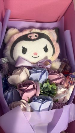 Kuromi Con Cosméticos 