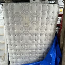 Queen Mattress 