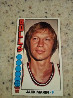 Vintage 1976 Topps basketball/ jack Marin/ Chicago bulls/ forward/ card # 72