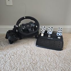Logitech G920 Wheel + Pedals + Shifter – Barely Used – $230 OBO